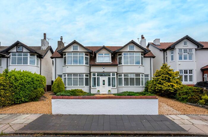 5 Bedroom Detached House For Sale In Belvedere Road, Southport, PR8