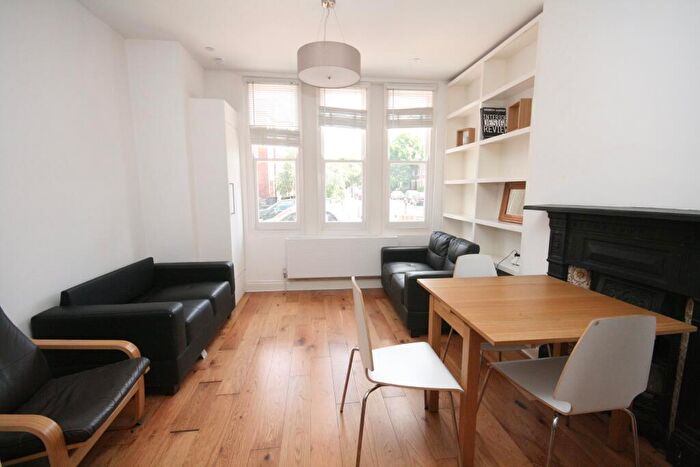 2 Bedroom Flat To Rent In Rathcoole Gardens, Crouch Hill, N8