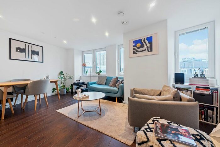 1 Bedroom Flat To Rent In City Road, Eagle Point City Road, EC1V