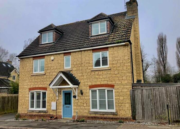 5 Bedroom Detached House To Rent In Home Mead, Corsham, SN13