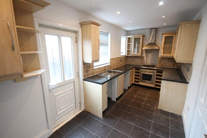 3 Bedroom Terraced House To Rent In Charlton Place, Leeds, West Yorkshire, LS9