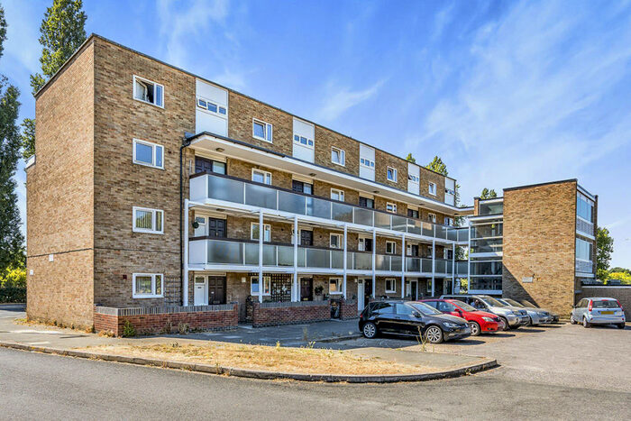 2 Bedroom Flat To Rent In Boniface Crescent, Southampton, Hampshire, SO16