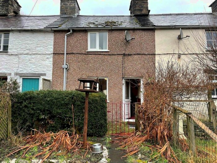 2 Bedroom Terraced House For Sale In Glanwydol Terrace, Abercegir, Machynlleth, Powys, SY20