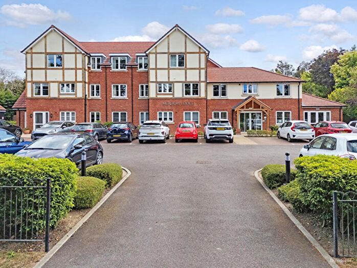 1 Bedroom Apartment For Sale In Laindon Road, Billericay, CM12