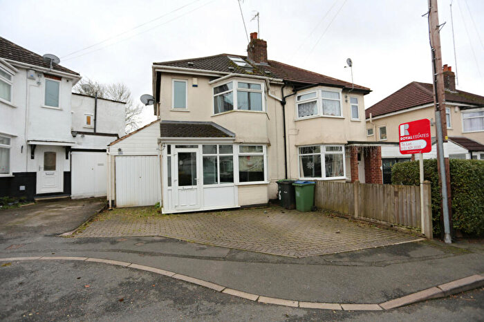 2 Bedroom Semi-Detached House To Rent In Rose Avenue, Oldbury, B68