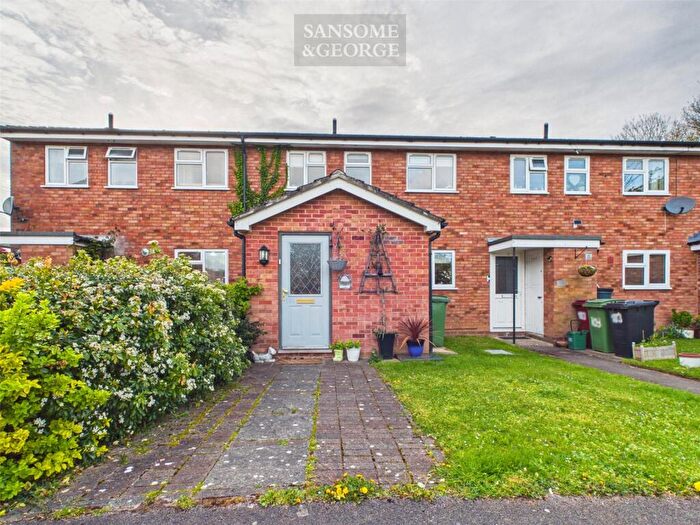 3 Bedroom Terraced House For Sale In Longcroft Road, Kingsclere, Newbury, Hampshire, RG20