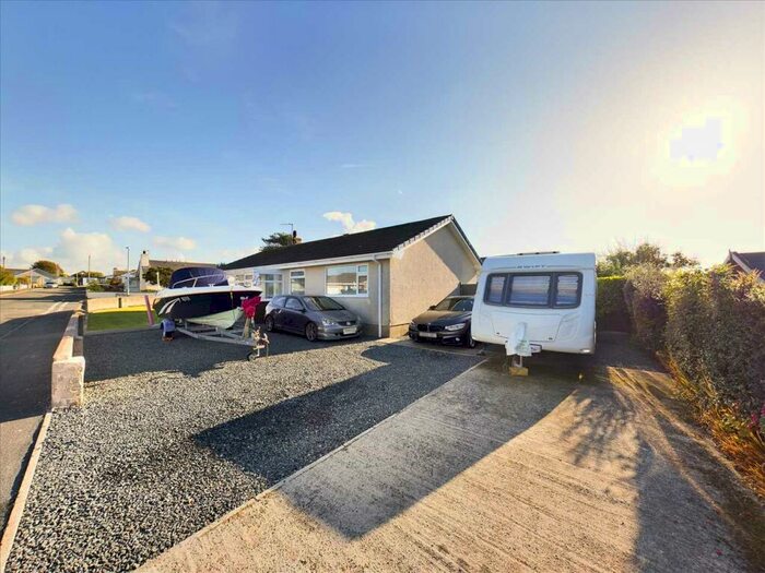 3 Bedroom Detached Bungalow For Sale In Lon Traeth, Valley, Valley, Isle Of Anglesey, LL65