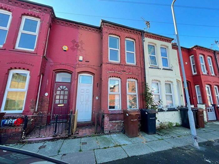 3 Bedroom Terraced House To Rent In Shakespeare Street, Bootle, Sefton, L20