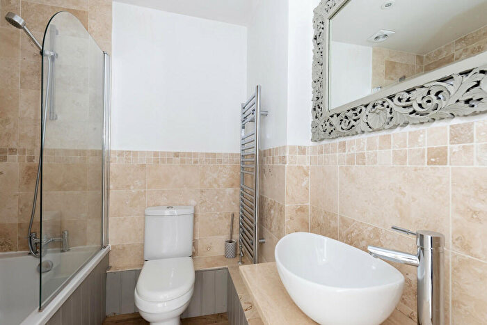 2 Bedroom Apartment To Rent In Montpellier Terrace, Cheltenham, GL50