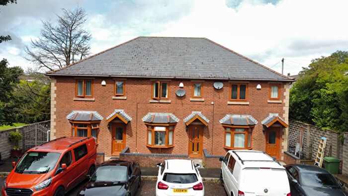 3 Bedroom Terraced House For Sale In Pengwern Road, Swansea, SA6