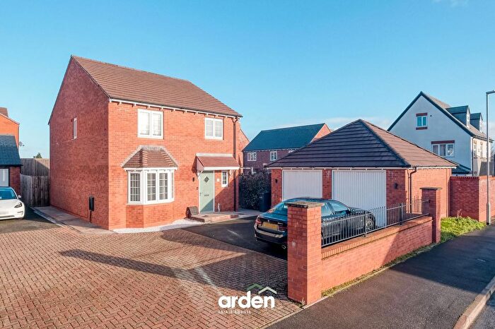 3 Bedroom Detached House For Sale In Lime Gardens, Bevere, WR3
