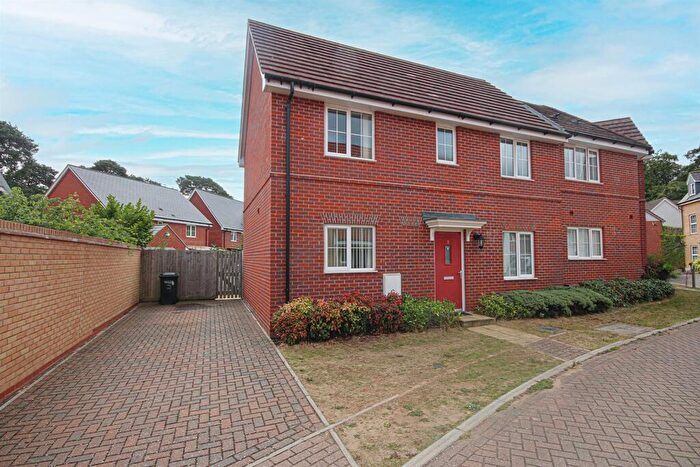 3 Bedroom Semi-Detached House For Sale In Gillyflower Way, Red Lodge, Bury St. Edmunds, IP28
