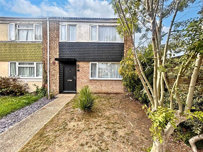 3 Bedroom End Of Terrace House For Sale In Mardale Close, Rainham, Gillingham, Kent, ME8