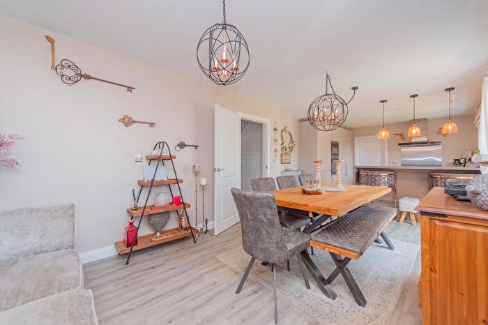 5 Bedroom Detached House For Sale In Riddles Avenue, Willaston, Nantwich, Cheshire, CW5