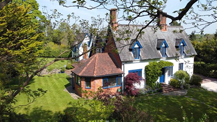 7 Bedroom Detached House For Sale In School Lane, Gerrards Cross, SL9