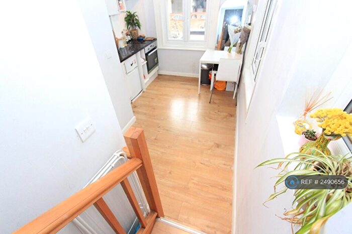 1 Bedroom Flat To Rent In West End Lane, London, NW6