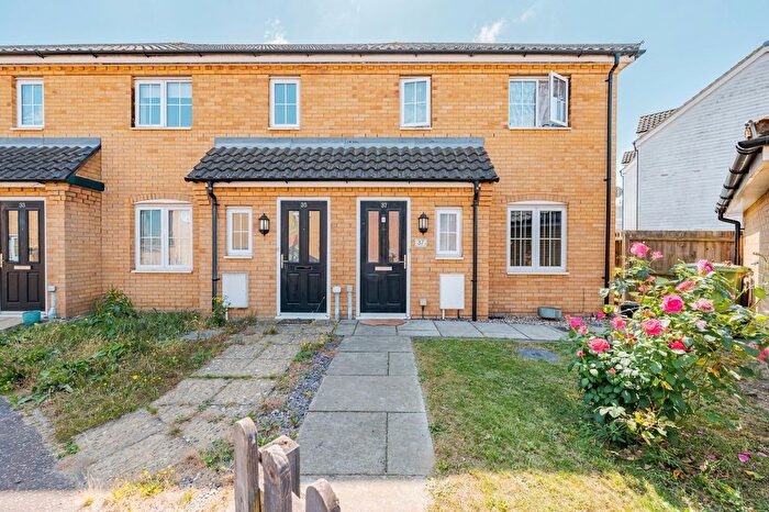 3 Bedroom End Terrace House For Sale In Robin Avenue, Harleston, IP20