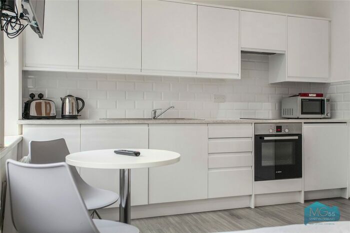 Studio To Rent In Finchley Road, South Hampstead, London, NW3