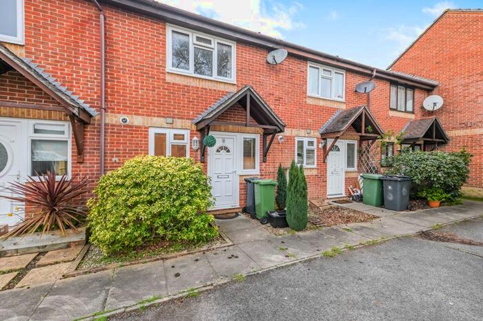 2 Bedroom Property To Rent In Plovers Road, Waterlooville, PO8