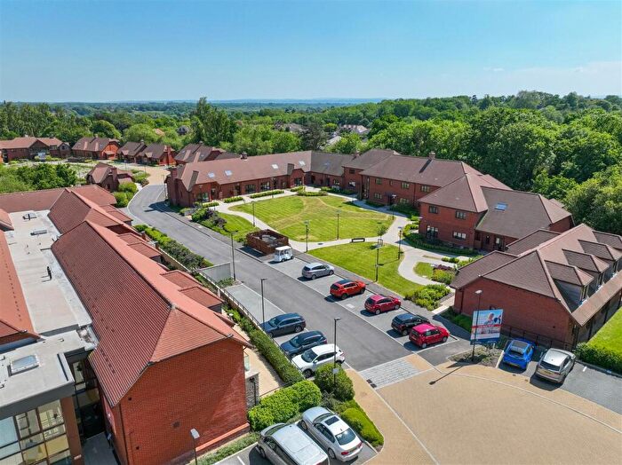 2 Bedroom Flat To Rent In Friary Meadow, Titchfield, Hampshire, PO15