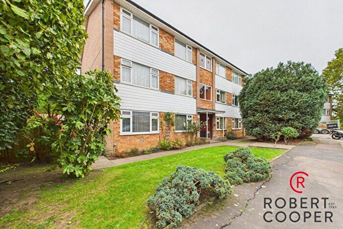 2 Bedroom Apartment For Sale In Nicola Close, Harrow, HA3