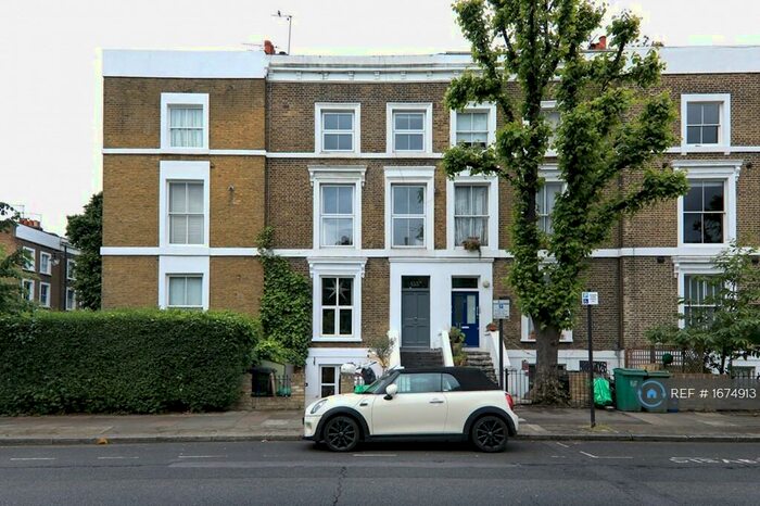 3 Bedroom Maisonette To Rent In Southgate Road, London, N1