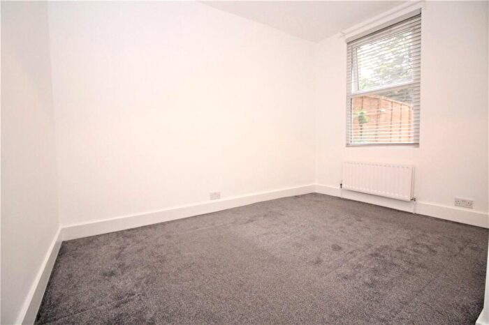 1 Bedroom Flat To Rent In Gurdon Road, London, SE7