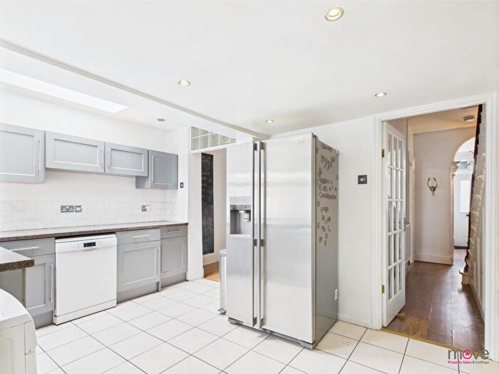 4 Bedroom Terraced House To Rent In Swindon Street, Cheltenham, GL51