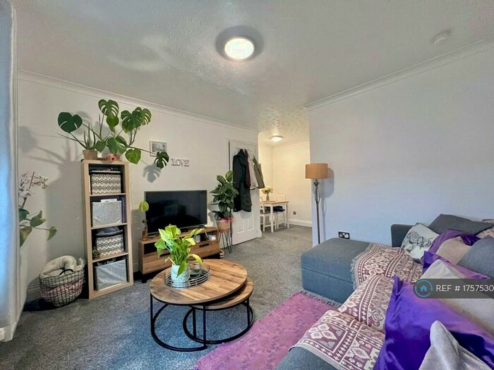 1 Bedroom Flat To Rent In Millersneuk Crescent, Millerston, Glasgow, G33
