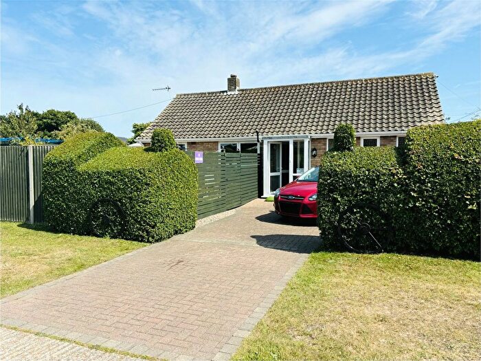 2 Bedroom Bungalow For Sale In Dunes Road, Greatstone, New Romney, Kent, TN28