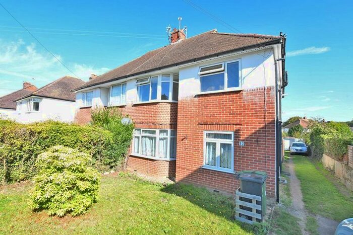2 Bedroom Maisonette To Rent In Wordsworth Road, Penenden Heath, Maidstone, ME14