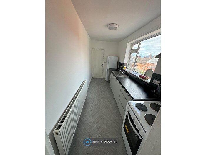 2 Bedroom Flat To Rent In Broughton Road, South Shields, NE33
