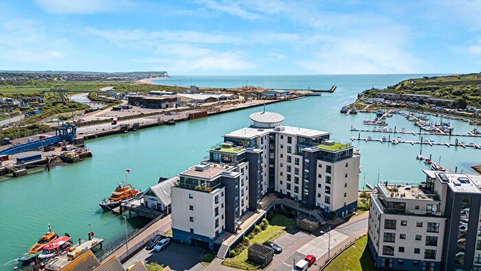 3 Bedroom Apartment For Sale In Falaise, West Quay, BN9