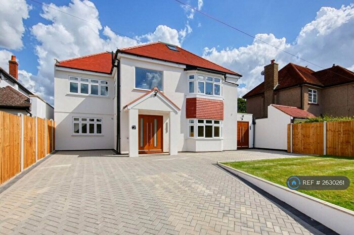 5 Bedroom Detached House To Rent In Onslow Avenue, Cheam, Sutton, SM2
