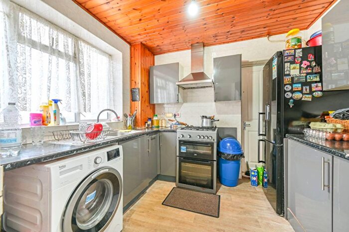 5 Bedroom Property For Sale In Roundwood Road, Harlesden, London, NW10