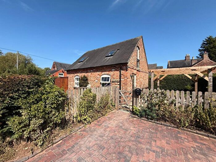 2 Bedroom Cottage To Rent In Hollington, Ashbourne, DE6