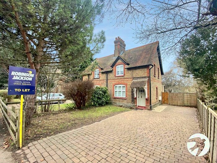 3 Bedroom End Of Terrace House To Rent In Horton Road, Horton Kirby, Dartford, Kent, DA4