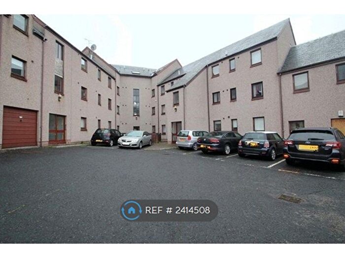 2 Bedroom Flat To Rent In Curran Court, Tillicoultry, FK13