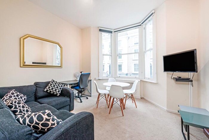 2 Bedroom Flat To Rent In Finborough Road, London, SW10
