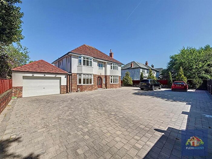 4 Bedroom Detached House To Rent In Waterloo Road, Birkdale, Southport, PR8