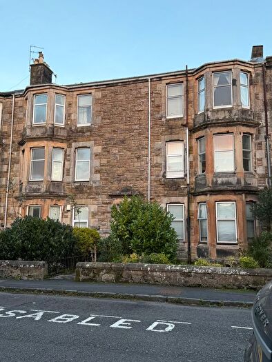 Block Of Flats To Rent In Muirend St, Kilbirnie, KA26