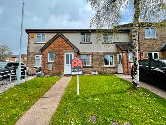 2 Bedroom Terraced House For Sale In Heol Y Cyw, Birchgrove, Swansea, SA7