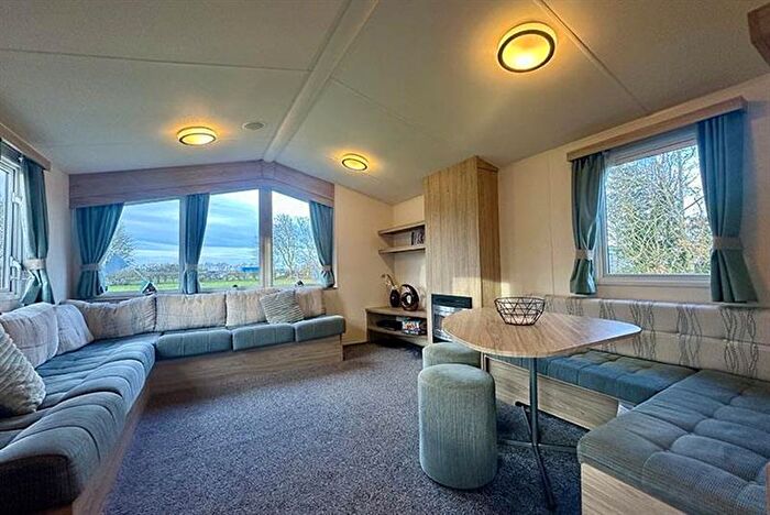 3 Bedroom Park Home For Sale In Tattershall Lakes Country Park – Lincolnshire, LN4