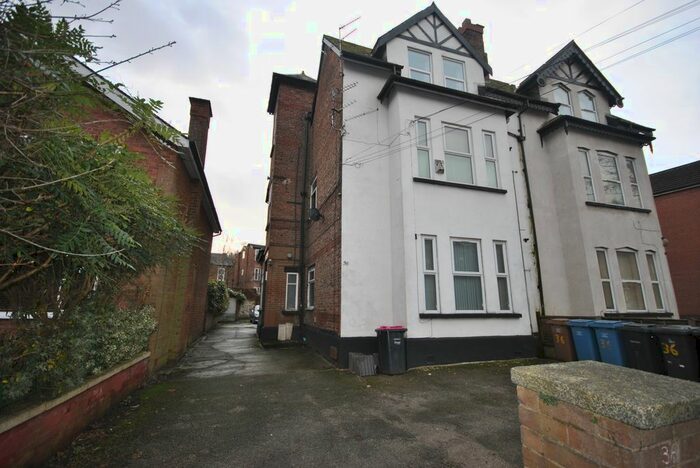 2 Bedroom Flat To Rent In Victoria Crescent, Eccles Manchester, M30