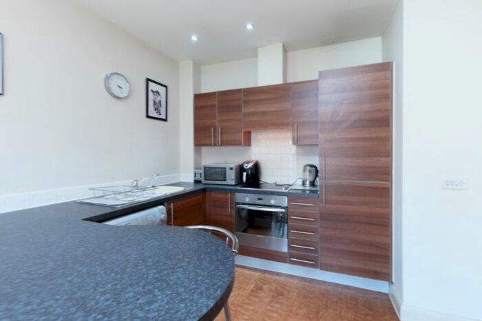 1 Bedroom Flat To Rent In Marshall Road, Banbury, OX16