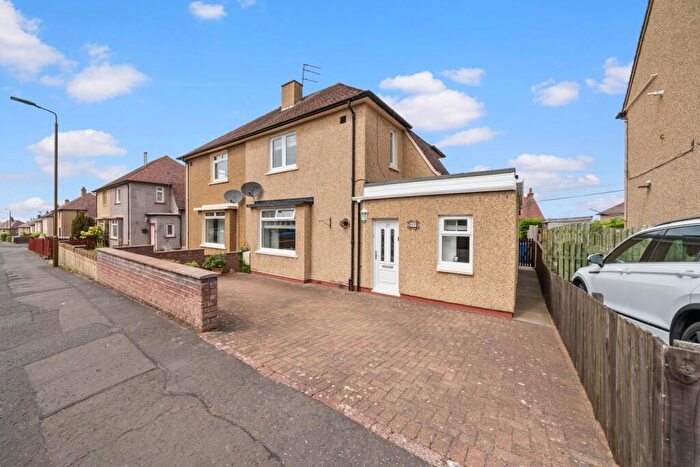 3 Bedroom Semi Detached House For Sale In Forthview Crescent, Bo'ness, EH51