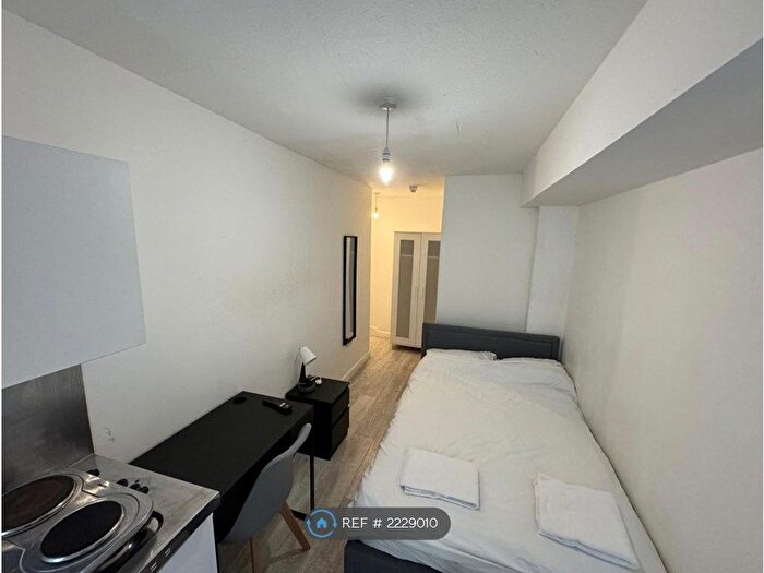 Studio To Rent In Catherine Booth House, Portsmouth, PO1