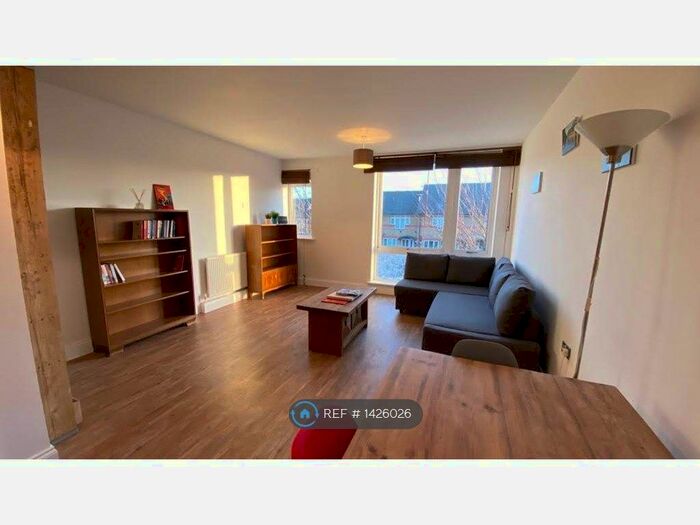 1 Bedroom Flat To Rent In Queen Street, London, N17