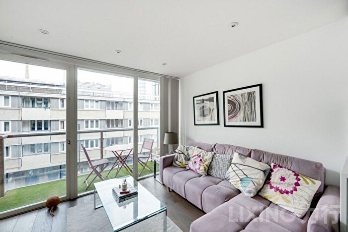 1 Bedroom Flat To Rent In Central Street, Old Street, EC1V