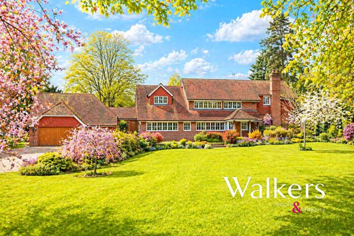 5 Bedroom Detached House For Sale In Mill Lane, Fryerning, CM4